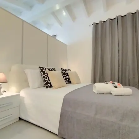 Holmann & Bed & Breakfast *