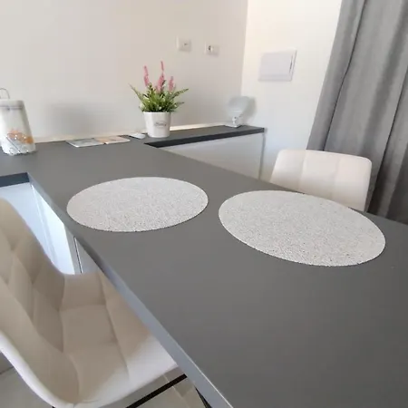 Holmann & Oda ve Kahvaltı